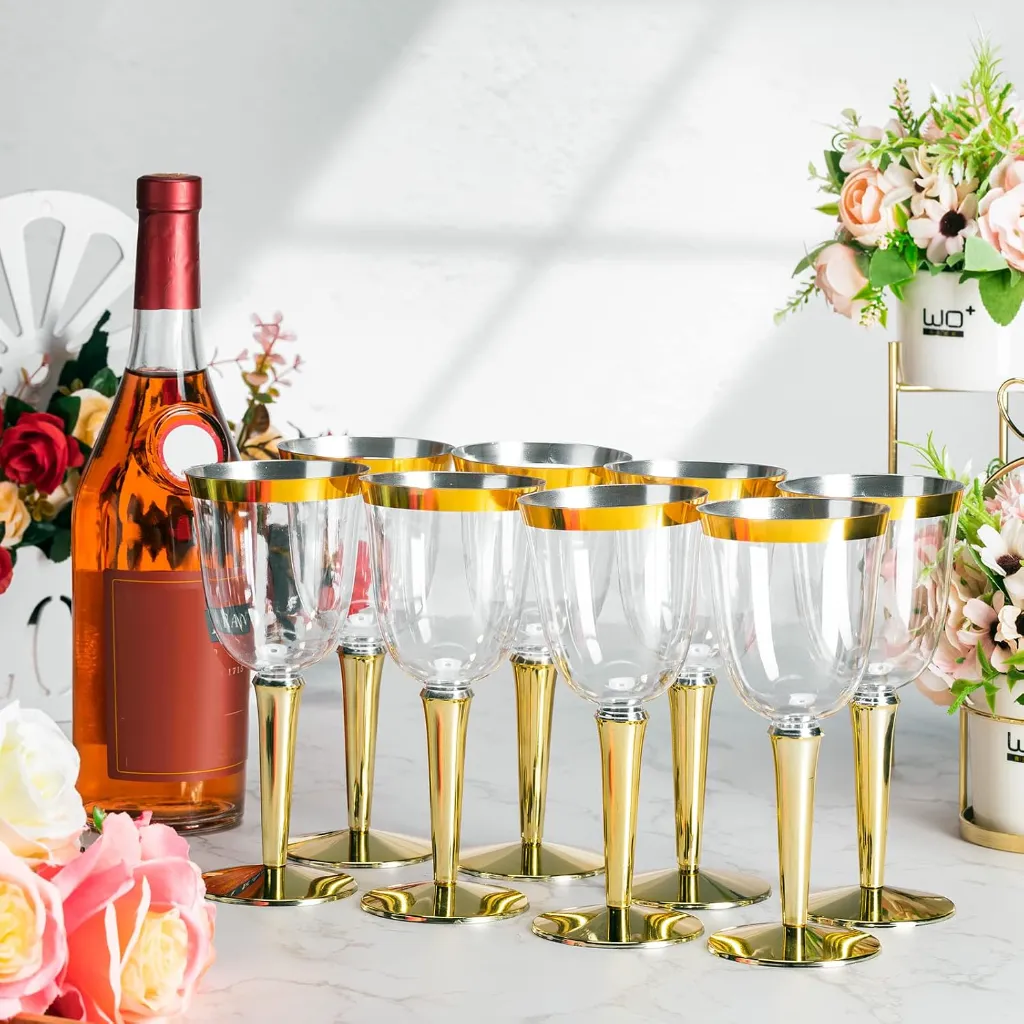 gold wine glass 1.webp